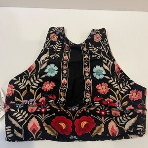 NWT Yoga Democracy Sport crop top